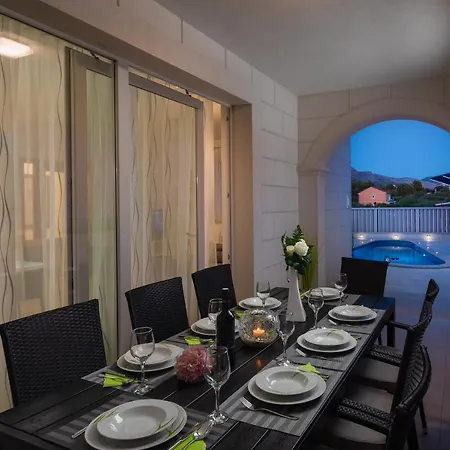 Kami - 4 Stars Villa, Heated Pool Вилла *