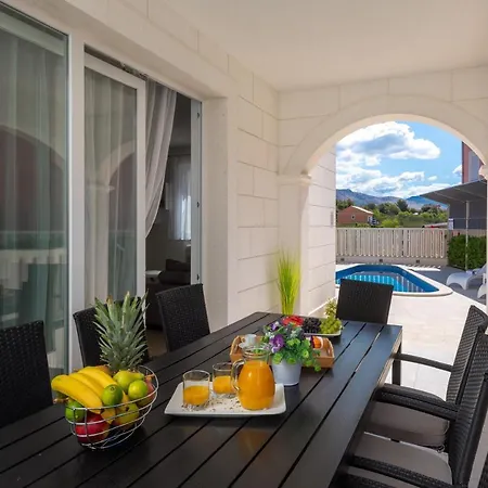 Villa Kami - 4 Stars Villa, Heated Pool Primošten