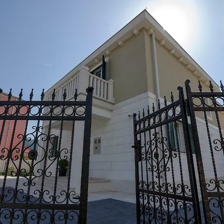 Вилла Kami - 4 Stars Villa, Heated Pool *