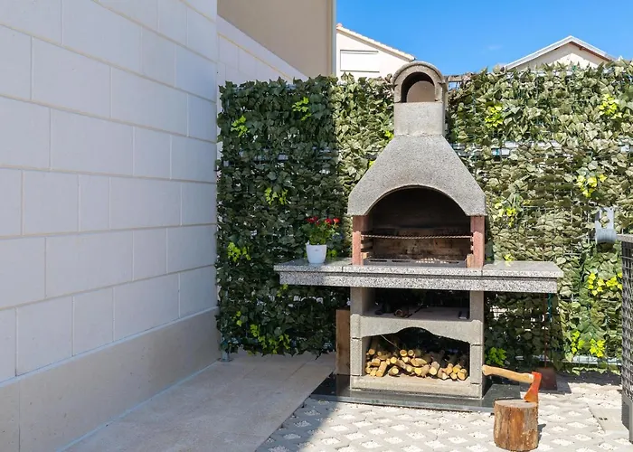 Villa Kami - 4 Stars Villa, Heated Pool Primošten