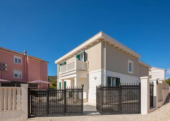 Willa Kami - 4 Stars Villa, Heated Pool