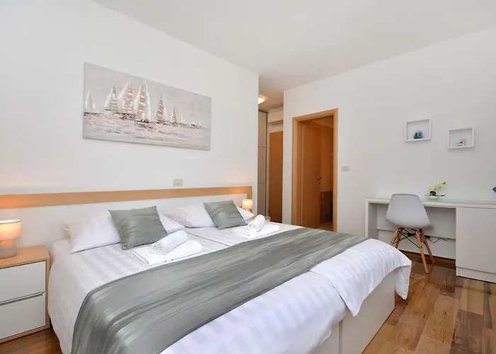 Kami - 4 Stars Villa, Heated Pool Villa