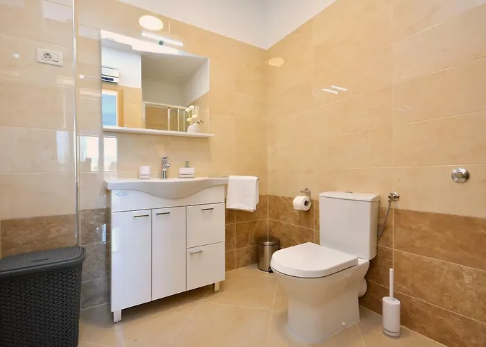 Villa Kami - 4 Stars Villa, Heated Pool Primošten